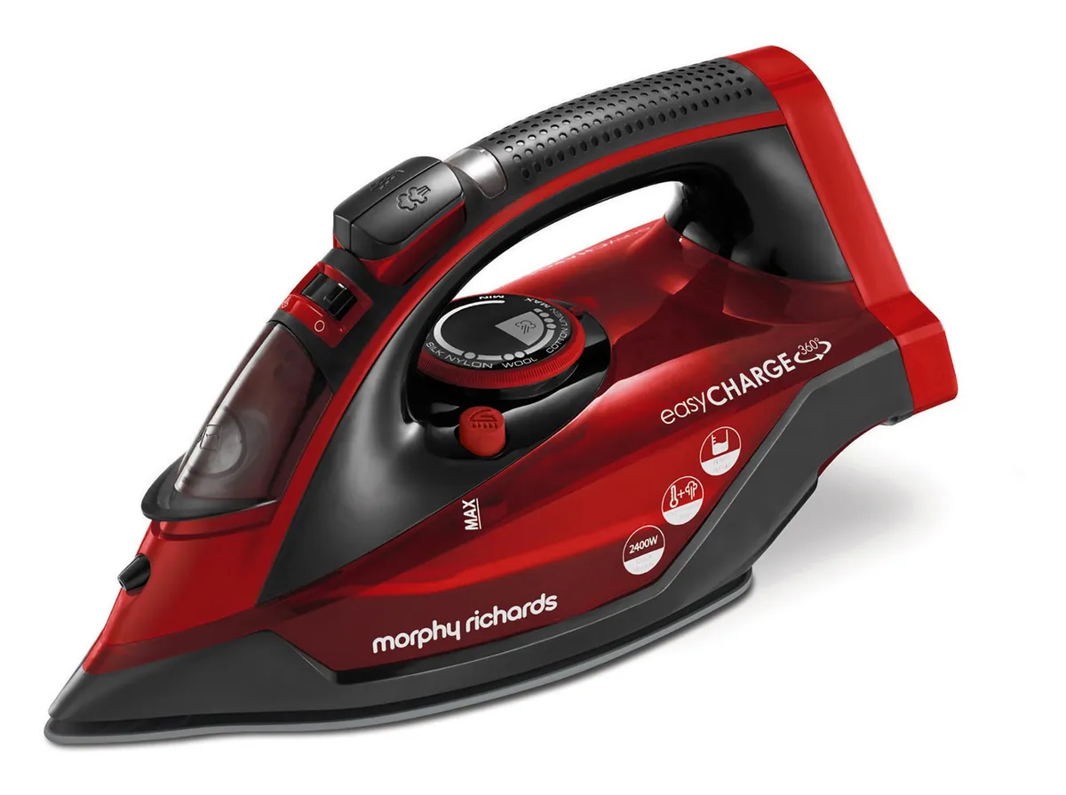 Morphy Richards EasyCHARGE Cordless Steam Iron